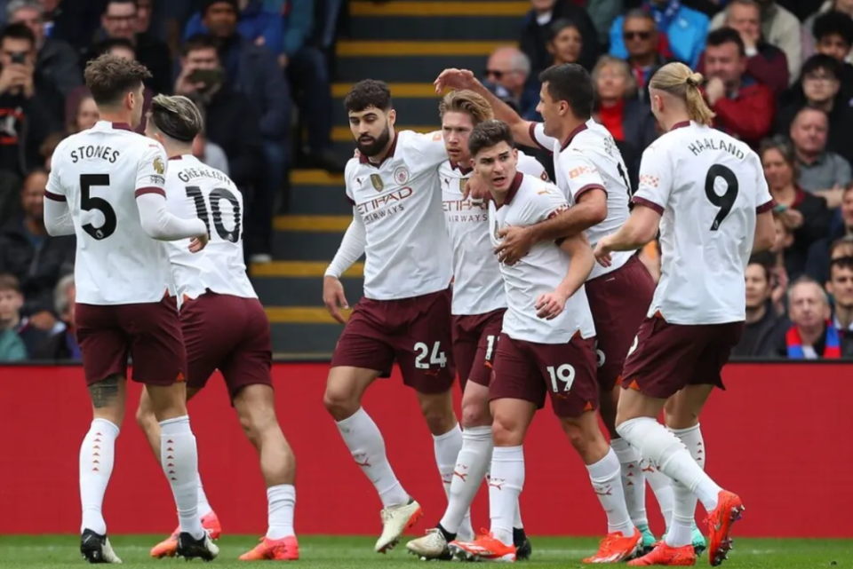 杏彩体育登录-曼城客场大胜，豪取两球领先