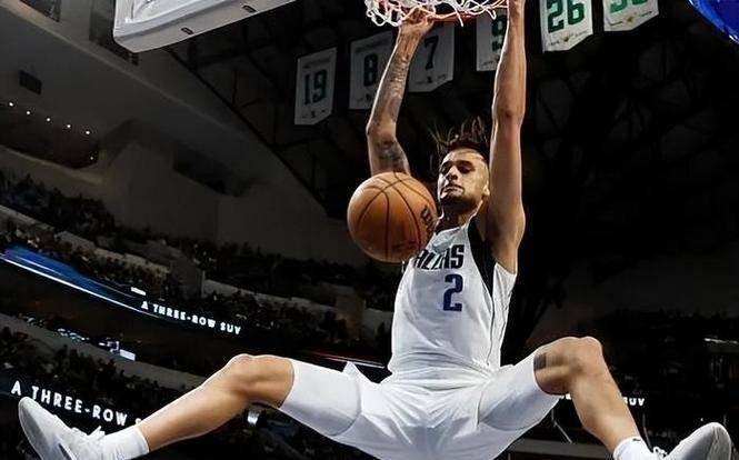 热火队主帅因伤离开场地,球队迷失领导的简单介绍 热火队主帅因伤离开场地,球队迷失领导的简单介绍