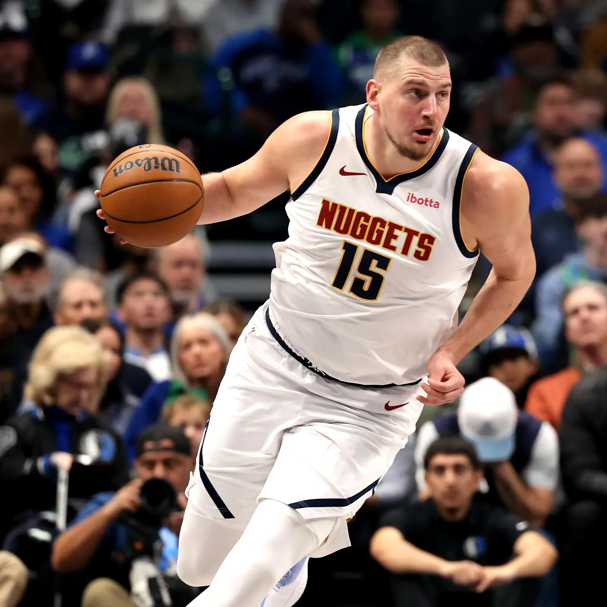 顶级球队齐聚赛场,激战引人入胜 顶级球队齐聚赛场,激战引人入胜