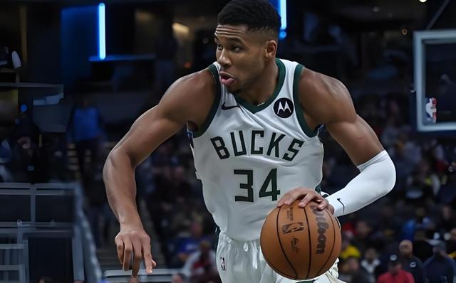 雄鹿队球员因伤退出季前赛,恐影响新赛季表现 雄鹿队球员因伤退出季前赛,恐影响新赛季表现