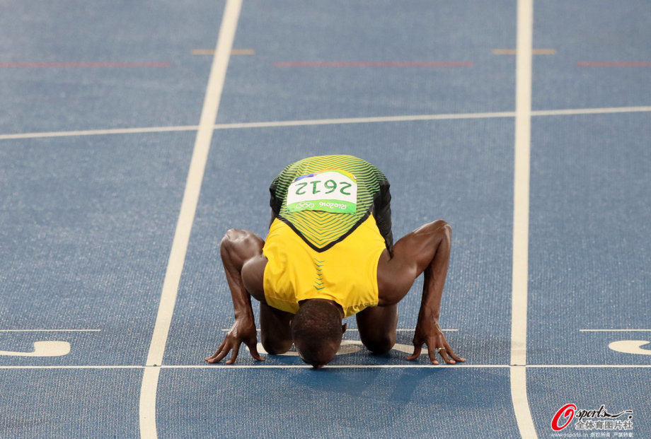 杏彩体育在线-包含巴西游泳选手力压群雄，夺得金牌的词条