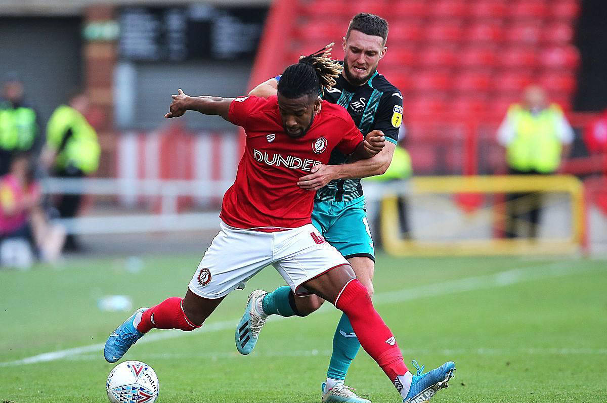 杏彩体育官方入口-包含布里斯托主场1-1战平库里佩尔，保级形势严峻的词条