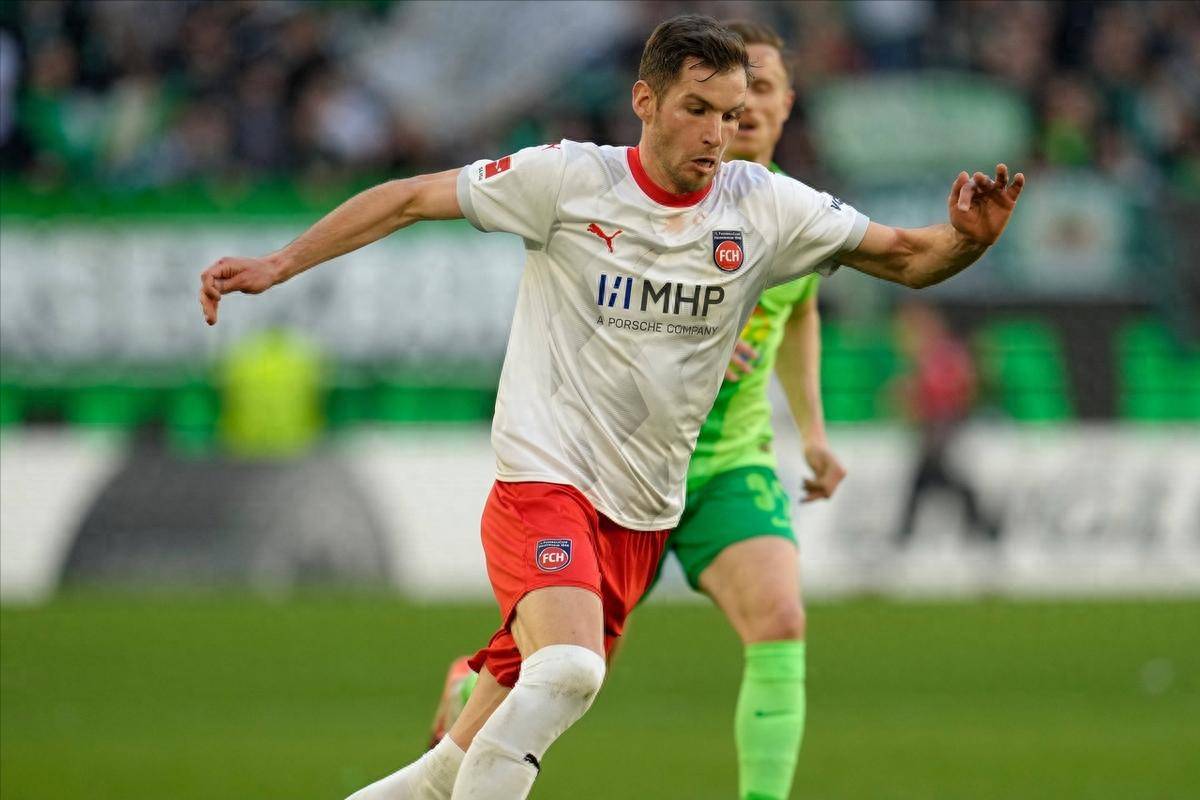 沃尔夫斯堡在比赛中力压对手的简单介绍 沃尔夫斯堡在比赛中力压对手的简单介绍