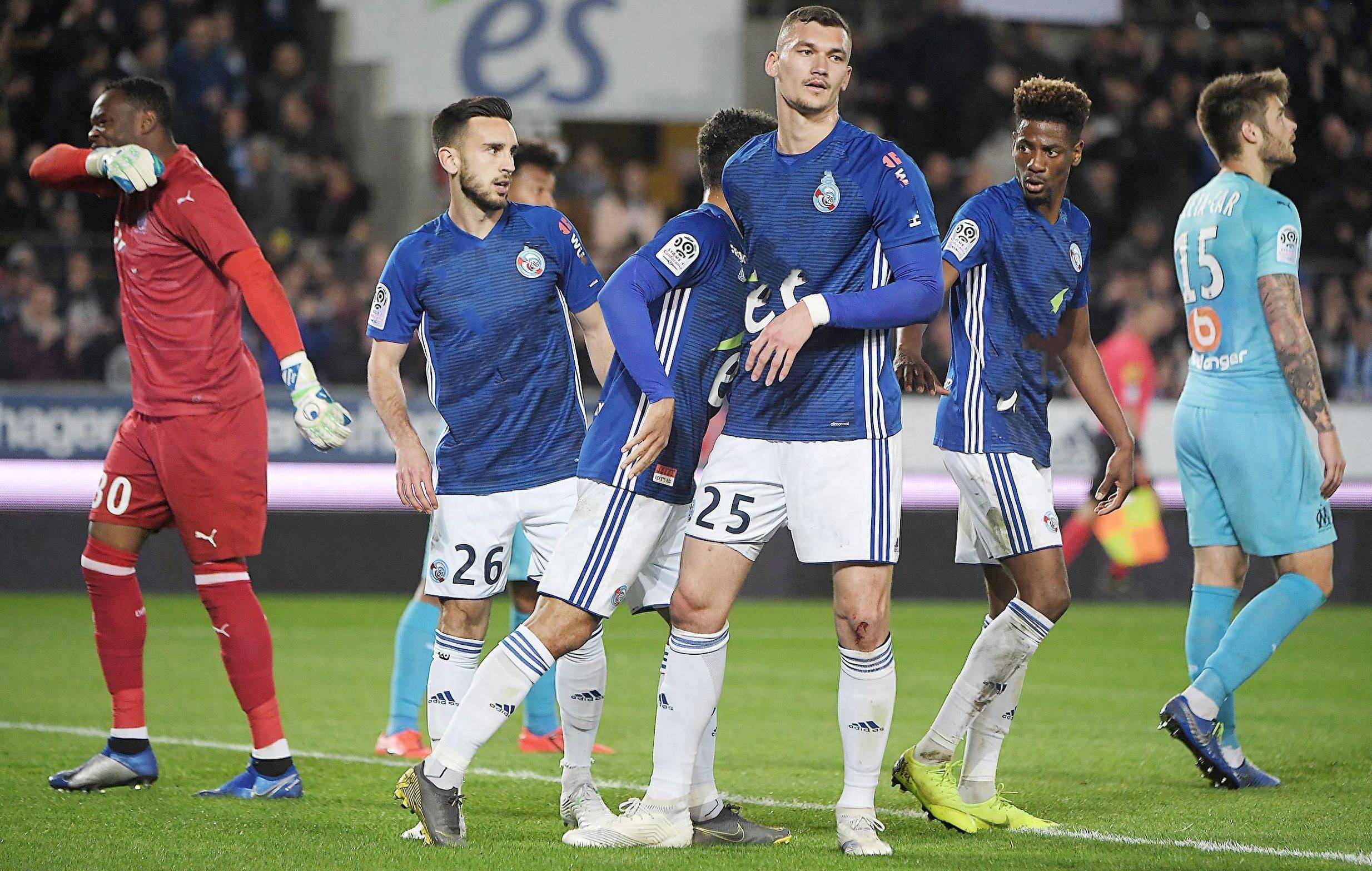 杏彩体育地址-包含里昂客场击败斯特拉斯堡，积分榜稳中求进的词条