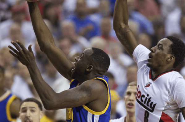 活塞负于尼克斯,遭遇两连败 活塞负于尼克斯,遭遇两连败