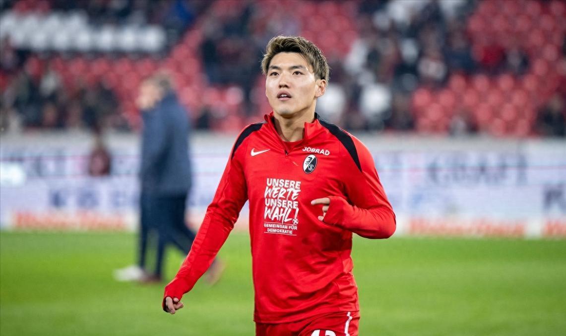 弗赖堡客场击败云达不莱梅,取得关键胜利的简单介绍 弗赖堡客场击败云达不莱梅,取得关键胜利的简单介绍