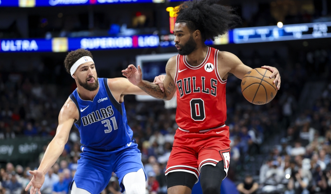 杏彩体育官方登录入口-公牛力克热火，拉文全场独得分